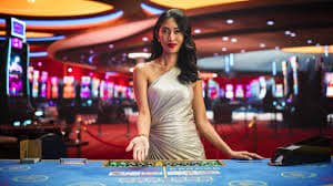 Dealer naga77 mengumumkan hasil roulette dengan jelas kepada pemain